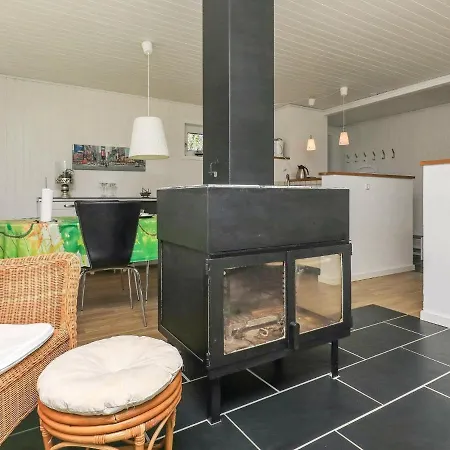 6 Person In Saeby-by Traum Nordost