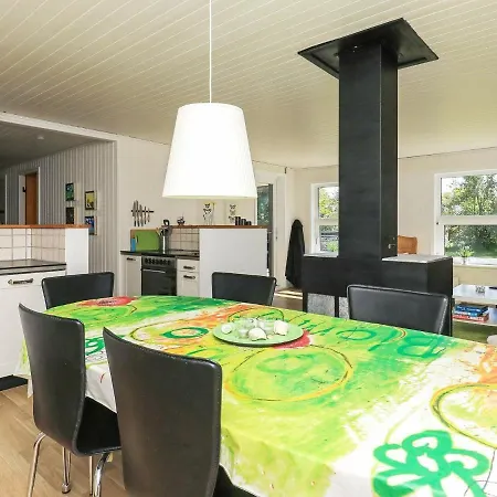 6 Person In Saeby-by Traum Casa de Férias Nordost